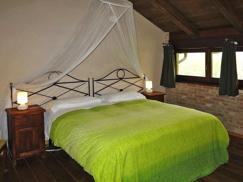 Locanda Del Molino Vecchio Magliano Alfieri Habitación foto
