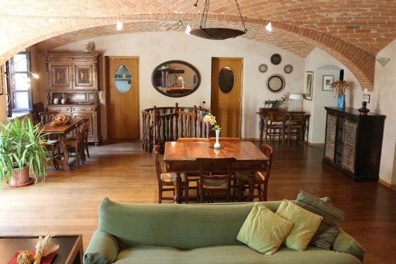 Locanda Del Molino Vecchio Magliano Alfieri Exterior foto